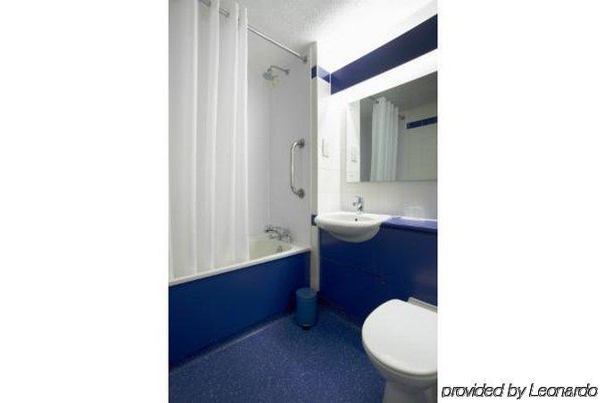 Travelodge Liverpool Central Екстер'єр фото