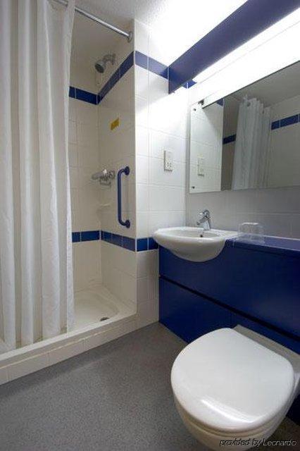 Travelodge Liverpool Central Екстер'єр фото