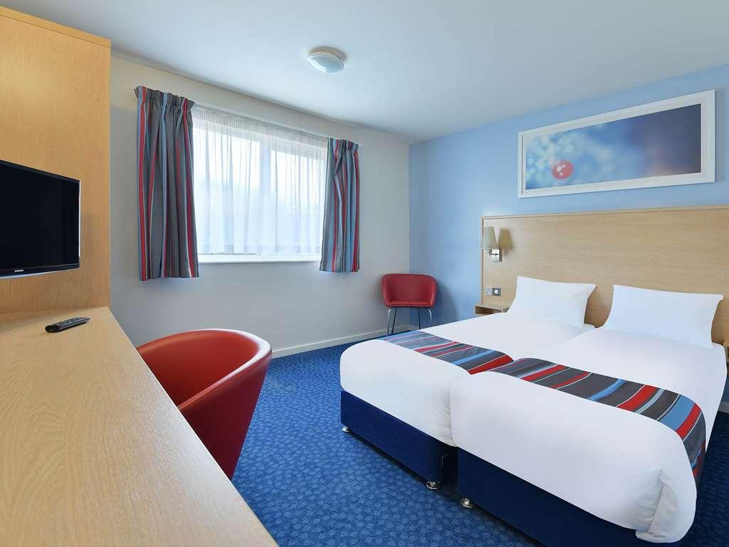 Travelodge Liverpool Central Номер фото