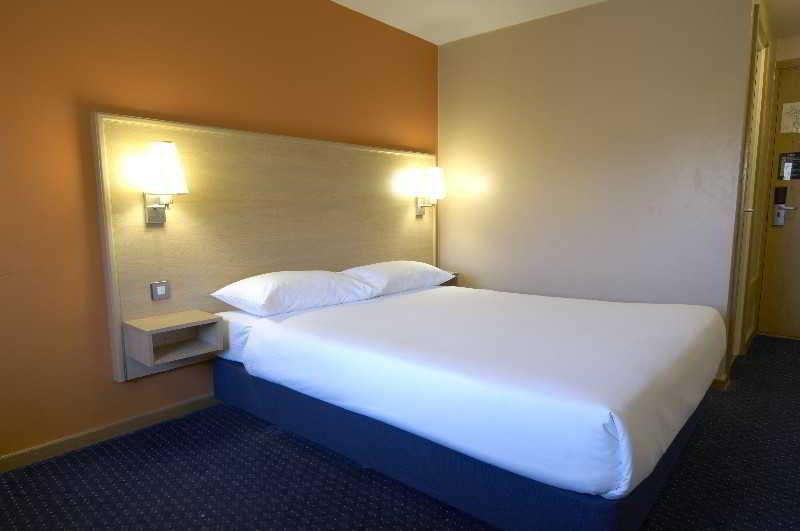 Travelodge Liverpool Central Екстер'єр фото
