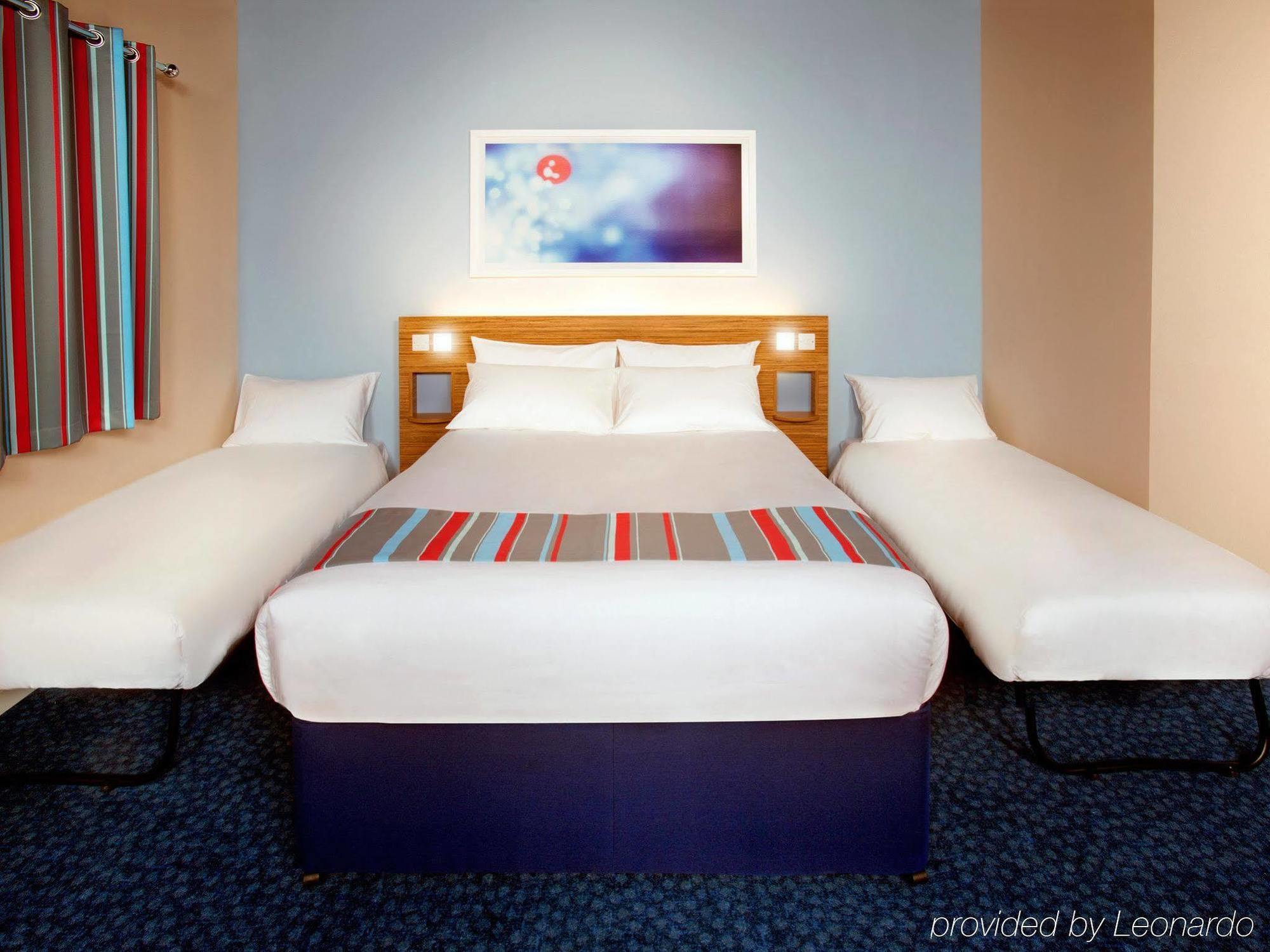 Travelodge Liverpool Central Екстер'єр фото